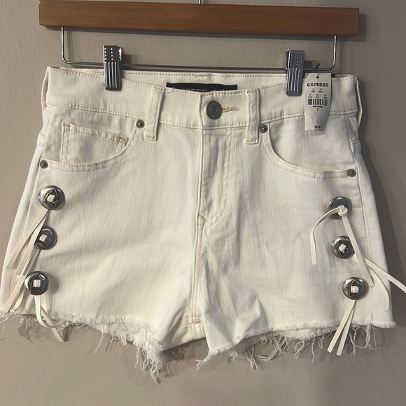 Express Women’s High Rise Western Shorts - Picture 1 of 4